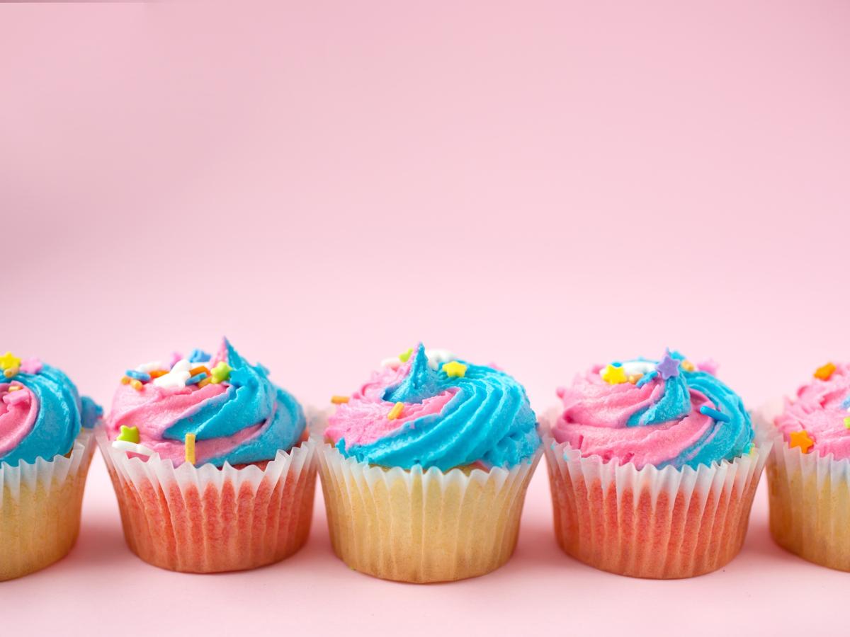 Blue and pink frosted cupcakes