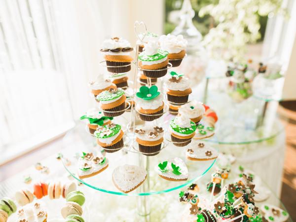 Wedding cupcakes