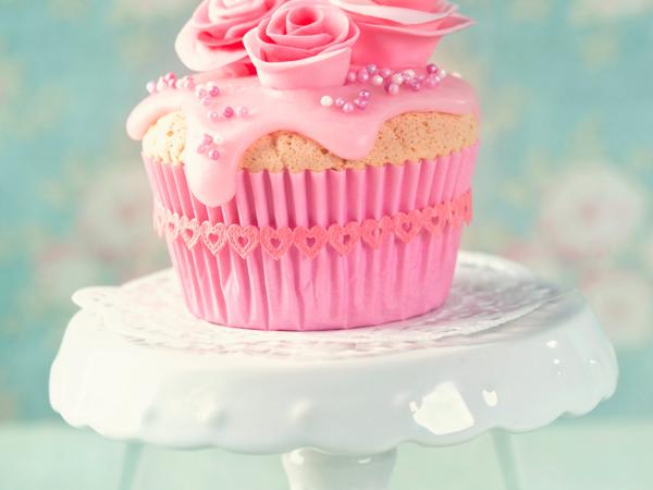 Pink fondant cupcake